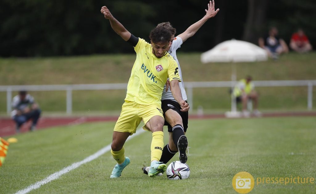 Fussball, Testspiel,  FC Wuerzburger Kickers – SV Sandhausen